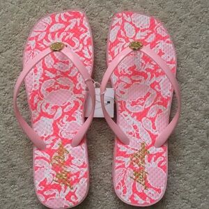 Lilly Pulitzer Pink and White Flip-Flops Sandsantional Square Toe NWT